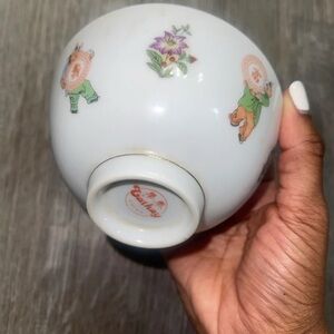 Vintage Chinese Ceramic Rice Bowl by Cathay White Multi Gold